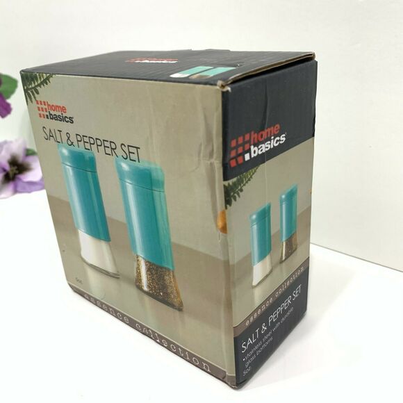 2 Pack of Salt and Pepper Shaker Set Turquoise Blue Home Basics NEW - Picture 4 of 12